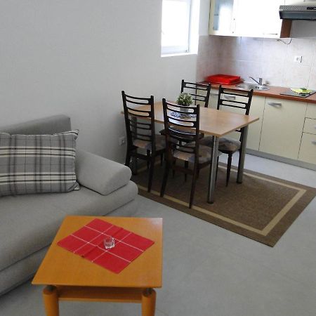 Apartmani Tepli Bok Primošten Zewnętrze zdjęcie