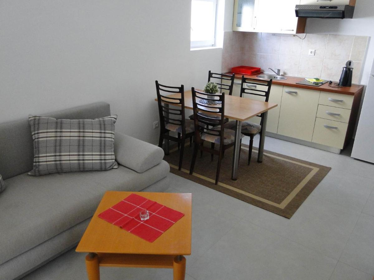 Apartmani Tepli Bok Primošten Zewnętrze zdjęcie