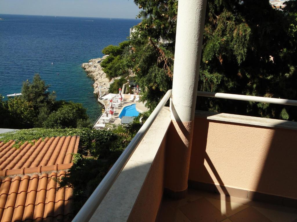 Apartmani Tepli Bok Primošten Pokój zdjęcie